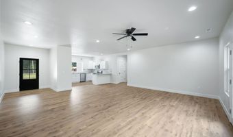 17 Builders Ln, Anderson, MO 64831