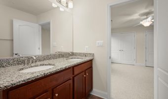 6005 ROOSEVELT St, Bethesda, MD 20817