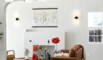 1543 79TH St, Los Angeles, CA 90047