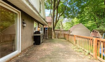 151 Overlook Dr, Alliance, OH 44601