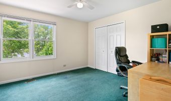 1196 Edgewater Ln, Antioch, IL 60002