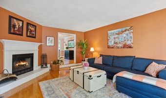 35 Michael Way, Andover, MA 01810