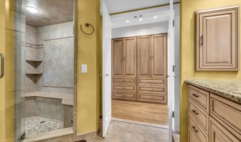 99 Holly Ln, Bayville, NJ 08721
