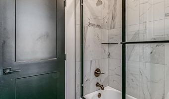 12800 Hidden Trl, Arcadia, OK 73007