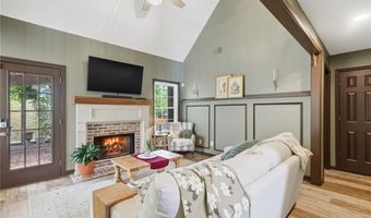 5080 Newpark Dr NW, Acworth, GA 30101