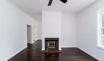 1800 Pine Creek Ave, Camden, SC 29020
