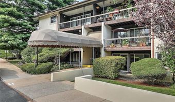 400 Narragansett Pkwy A-3W, Warwick, RI 02888
