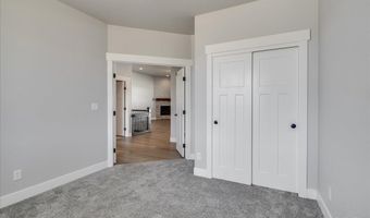 5612 OPAL Dr, Cheyenne, WY 82009
