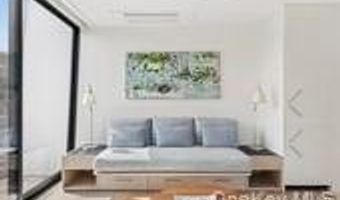 9 Ocean Ln, Amagansett, NY 11930