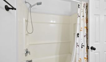 208 Huntington Dr, Anderson, SC 29625