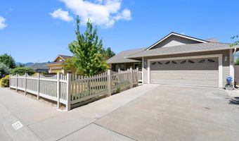3530 Smoketree Ave, Carson City, NV 89705
