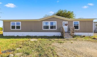 8800 Dons Ct, Alvarado, TX 76009