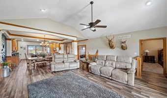 33415 S State Rt T Hwy, Archie, MO 64725