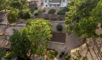 43 Strichen Ln, Bella Vista, AR 72715