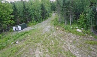 38 Monument Rd, Abbot, ME 04406