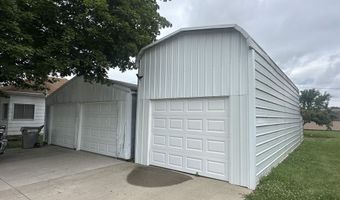 65 13 Ave W, Albia, IA 52531