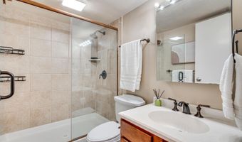200 N PICKETT St 308, Alexandria, VA 22304