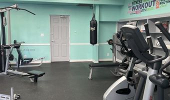 3301 N Country Club Dr 309, Aventura, FL 33180