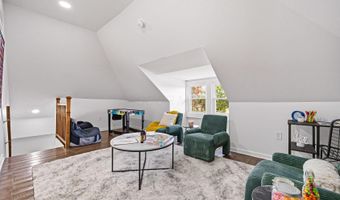 121 Walnut St, Ashville, OH 43103