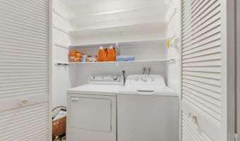 4408 ISLAND Pl 202, Annandale, VA 22003