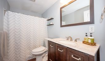 11135 Jane Dr, Alden, NY 14004