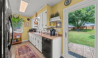 1885 Stabler Rd, Akron, OH 44313