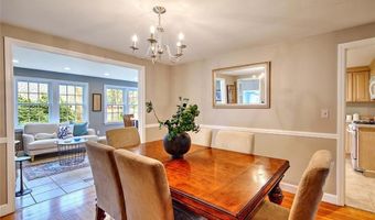 25 Belton Dr, Barrington, RI 02806
