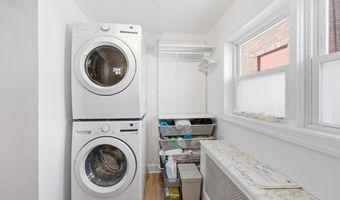 3 S Montpelier Ave, Atlantic City, NJ 08401