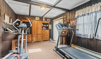 230 Geary Dr, Middletown, NJ 07748