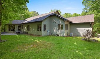 N3880 ANITA WIECKERT Road, Appleton, WI 54913