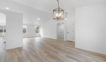 123 Shadow Mountain Dr, Fernley, NV 89408