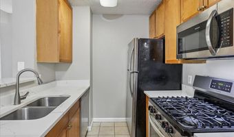 60 S VAN DORN St 210, Alexandria, VA 22304