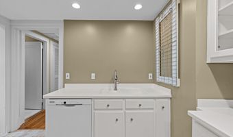 2068 Walton Way 201, Augusta, GA 30904