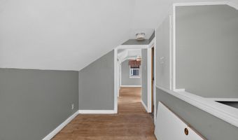 14 Fletcher Rd, Albany, NY 12203
