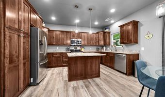211 Honeysuckle St, Alma, AR 72921