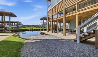 4062 Devon St, Bay St. Louis, MS 39520