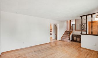 2107 Lynwood Dr, Aliquippa, PA 15001
