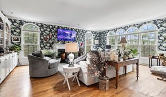 12 Birch Hill Rd, Albany, NY 12211