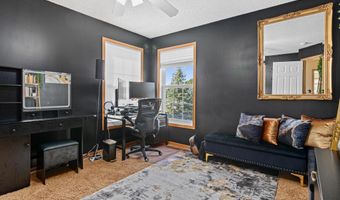 15871 Freedom Ln, Apple Valley, MN 55124