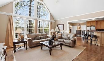 553 S POINTE Dr, Arley, AL 35541