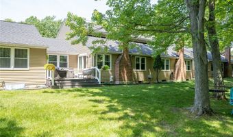 253 Old Oak Post Rd, Amherst, NY 14051