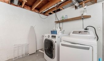 2105 E Sylvan Cir, Brandon, SD 57005