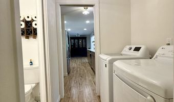 1275 ISLAND St, Springfield, OR 97477