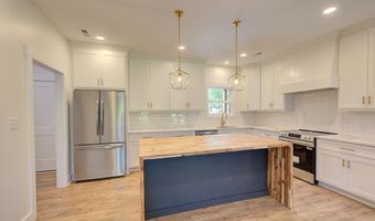 408 Edgewood Dr, Belton, SC 29627
