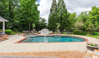14 COUNTRY SQUIRE Rd, Anniston, AL 36207