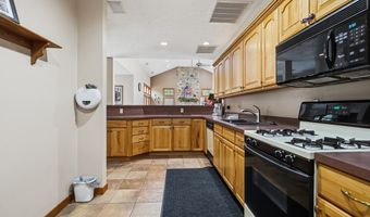 1238 Hunters Walk, Ashland, OH 44805