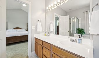 1818 Misty Hollow Ln, Apex, NC 27502