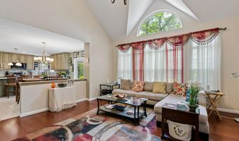 10 Dori Ln, Barnegat, NJ 08005