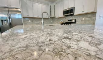 724 WINTERSIDE Dr, Apollo Beach, FL 33572