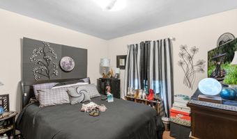 752 Southview Dr, Anoka, MN 55303